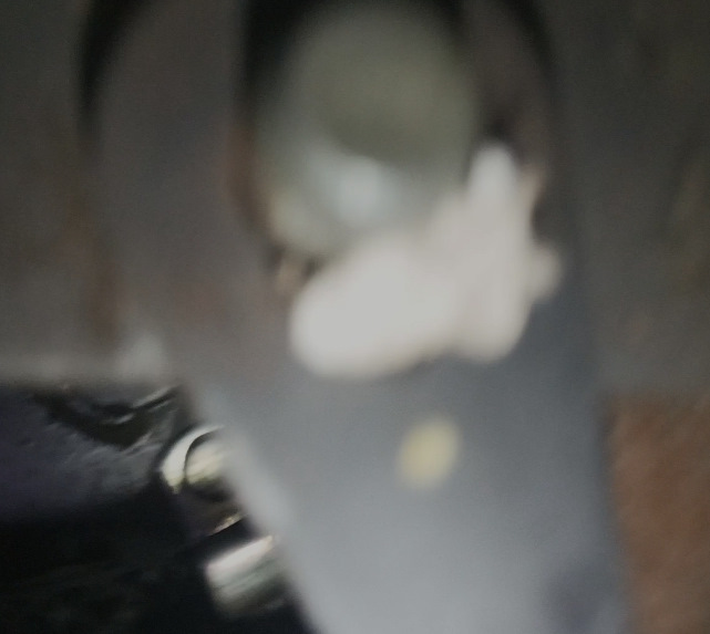 Подскожите пожалуйста кто менял шток главного цилиндра сцепления ...