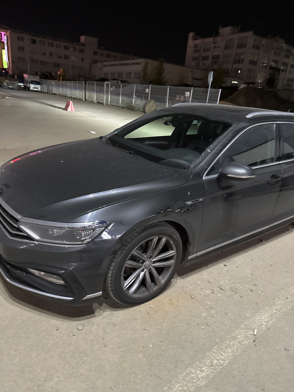 Беда не приходит одна. ДТП — Volkswagen Passat Variant (B8), 2 л, 2019 года  | ДТП | DRIVE2