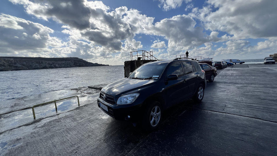замена масла и мойка на острове 🌴 — Toyota RAV4 (III), 2,2 л, 2006 года ...