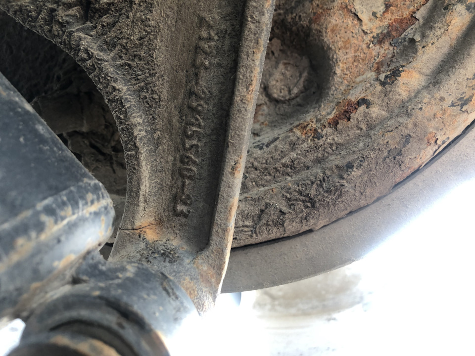 Замена сайлентблоков реактивных тяг — Chevrolet Niva GLX, 1,7 л, 2012 ...