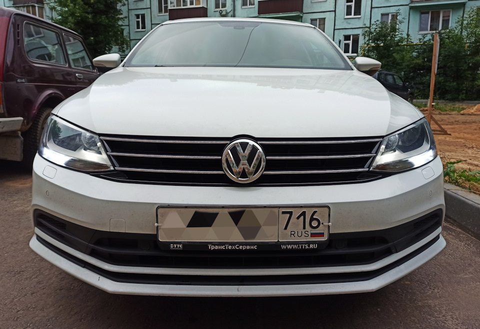 Лампа дхо jetta 6