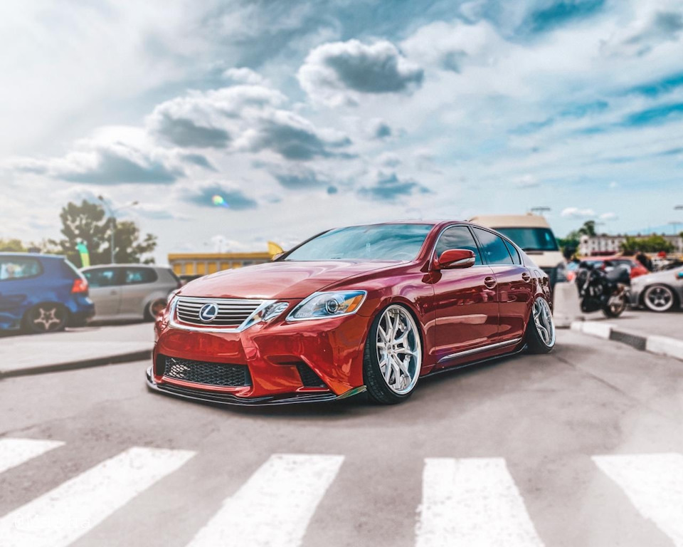 Lexus GS 350 стенс