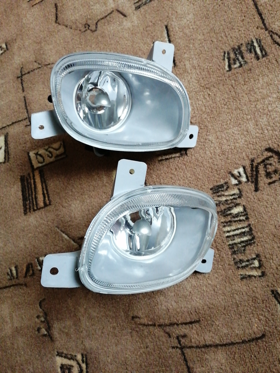 Противотуманные фары — Volvo S80 (1G), 2,9 л, 2003 года | запчасти | DRIVE2