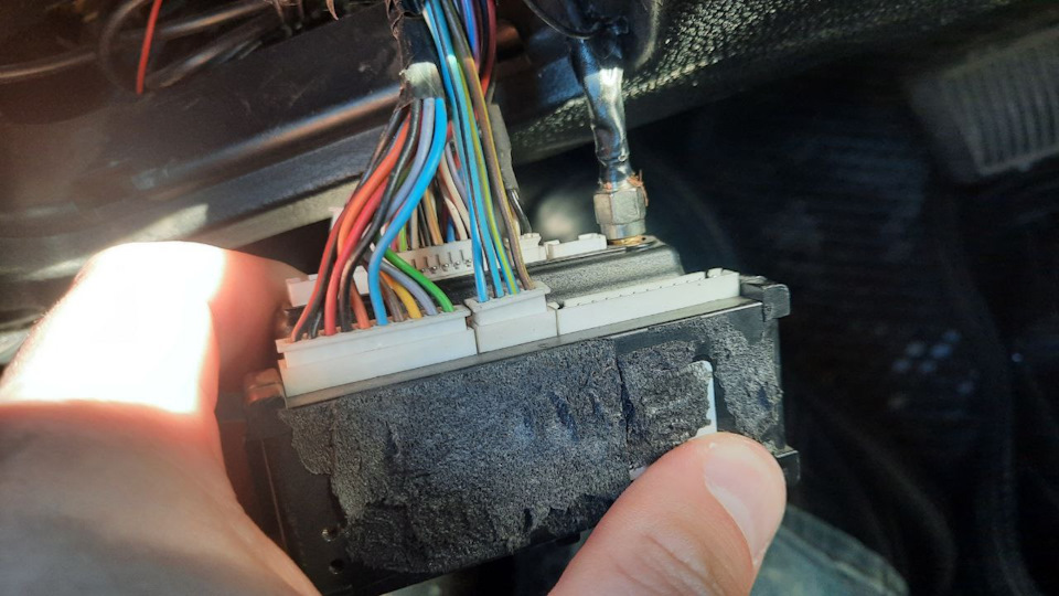 Настройка автосигнализации SOBR -GSM100 — KIA Sportage (3G), 2 л, 2011 ...