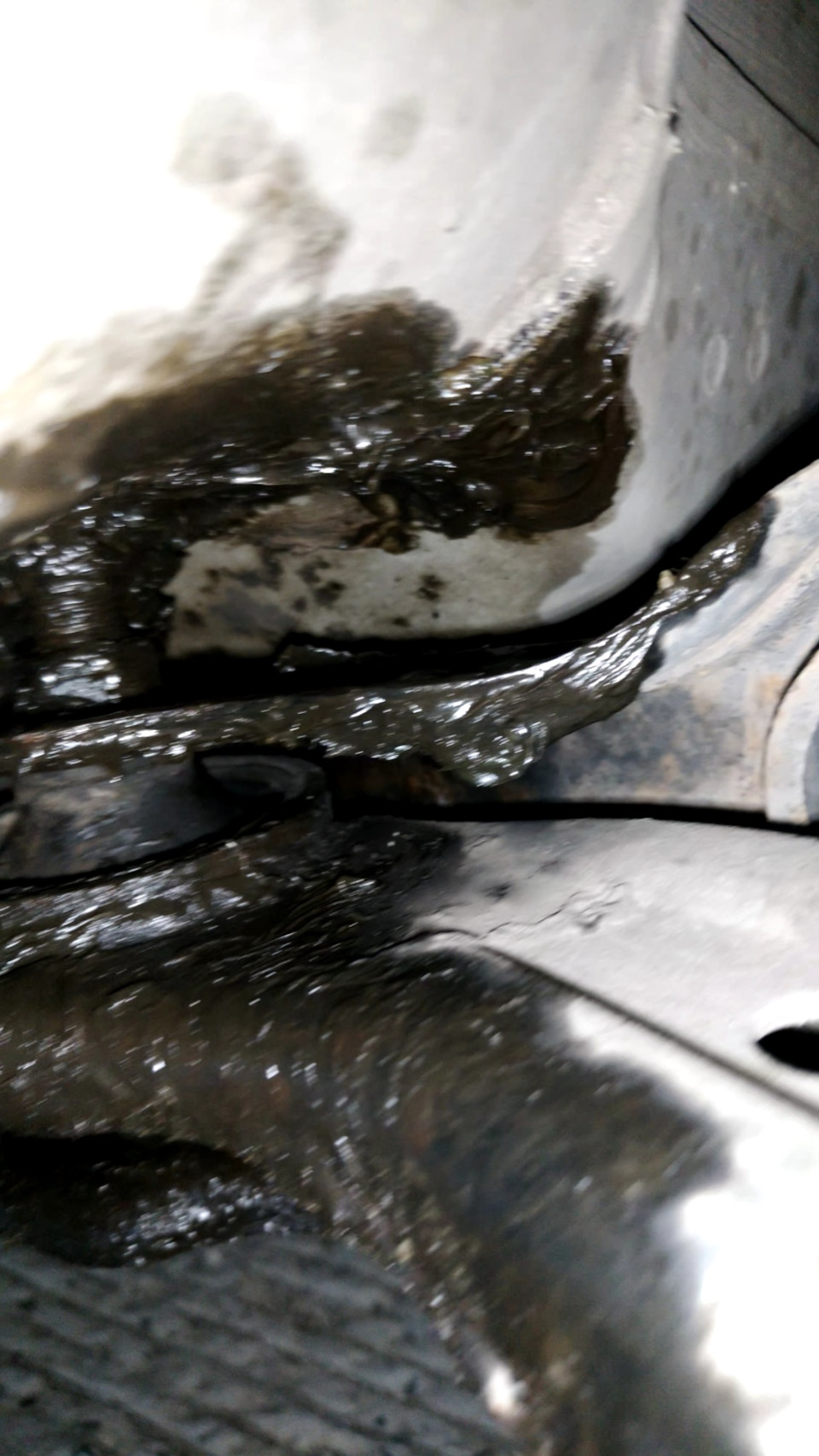 Скрип при повороте руля, трогании/остановки, проезд по лежачим и мелким ...