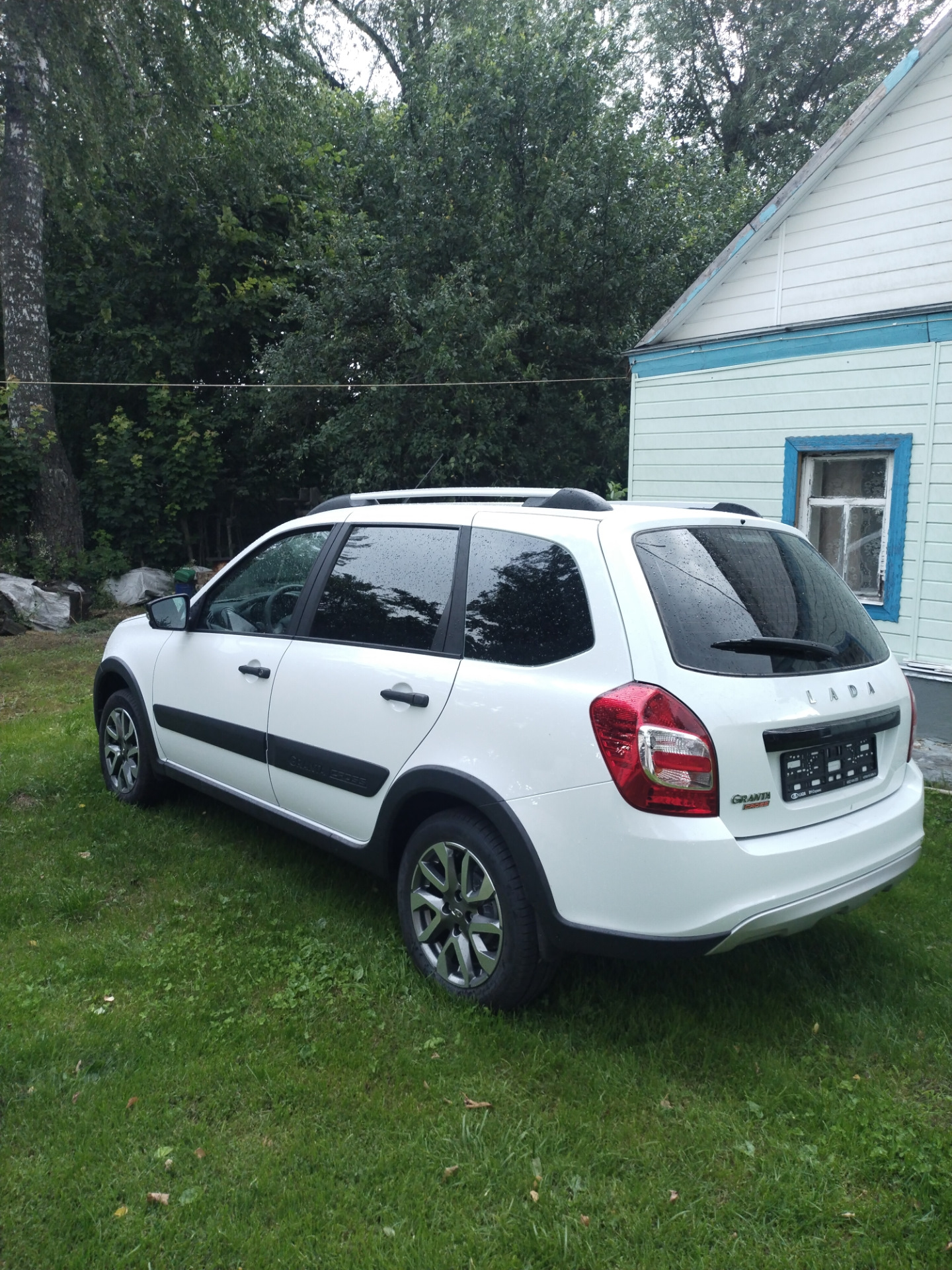 Купить Авто Лада Гранта Кросс