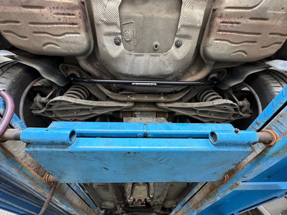 Фото в бортжурнале Volvo S80 (2G)