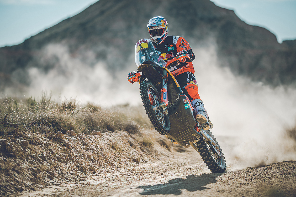 KTM Dakar дорожный