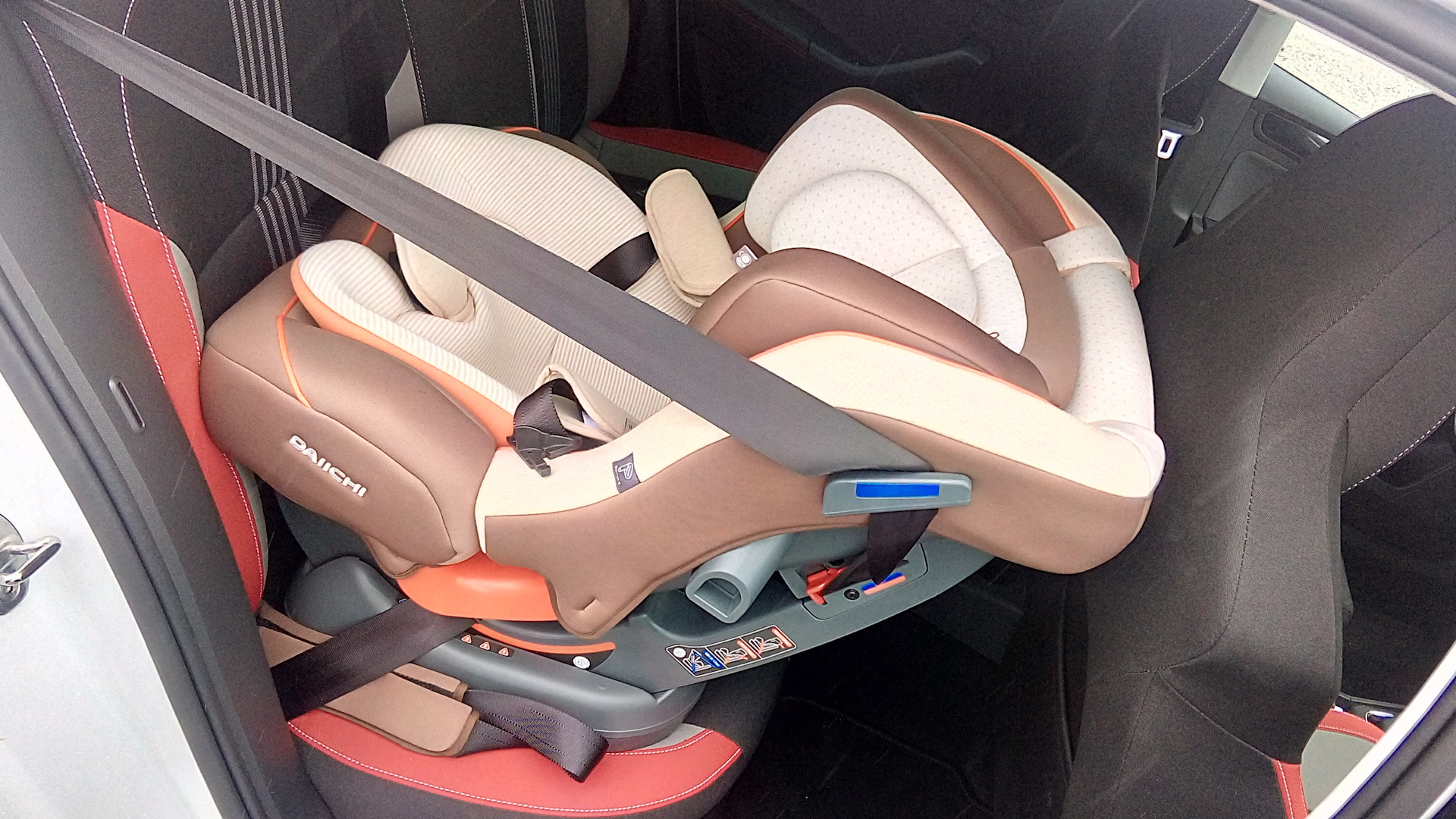 Шкода Рапид 2020 Isofix