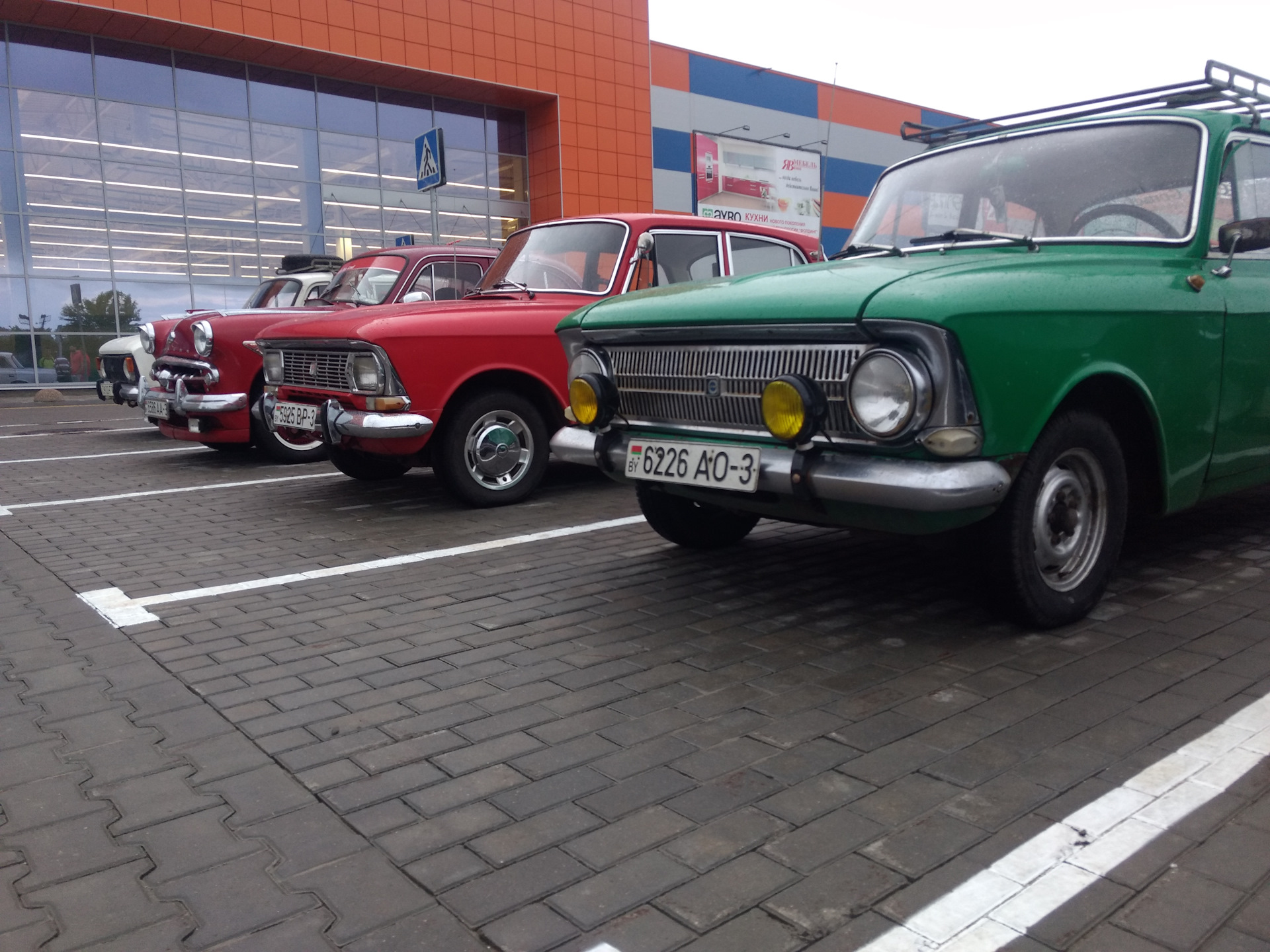 москвич жив. москвич 408 иэ атлантида. москвич 21251 комби. ижанит пазний 412иэ. москвич жив.