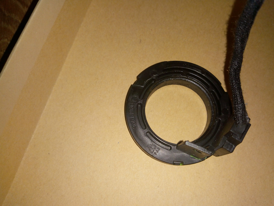 Кольцо иммобилайзера 30814936 на Volvo S40 (1G), Volvo V40 (1G). Б/у ...