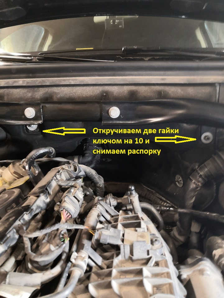 Замена датчика температуры охлаждающей жидкости G62 — Audi Q5 (1G), 2 л ...