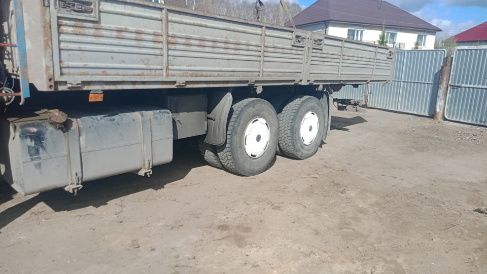 Хотел поменять коренной листик — Маз 6303, 9,9 л, 1996 года | своими ...