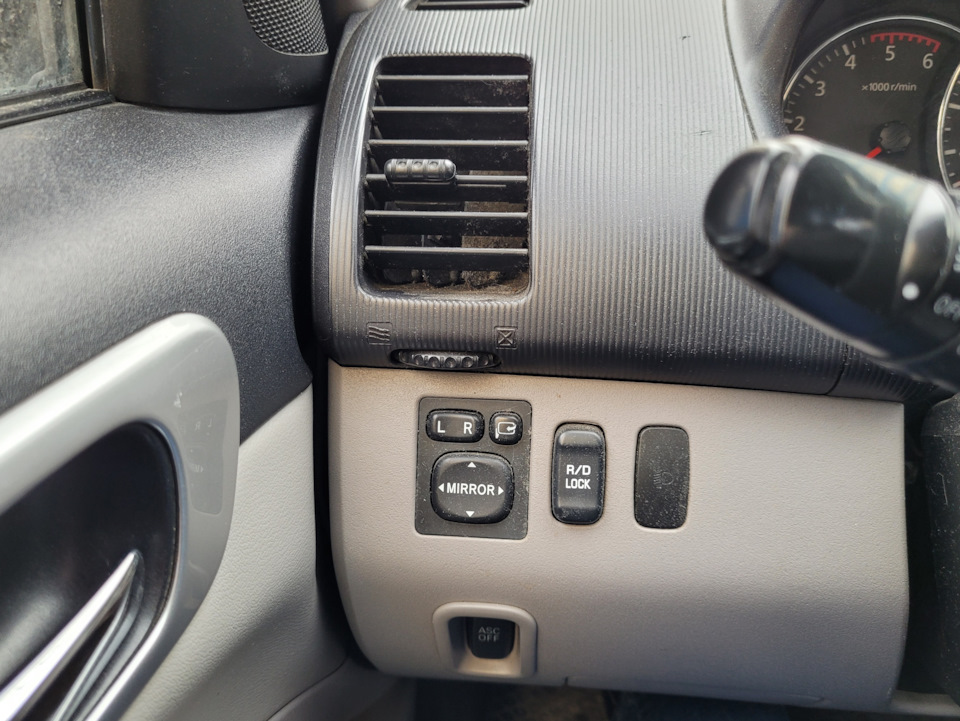 Автоматический корректор фар — Mitsubishi Pajero Sport (2G), 2,5 л ...
