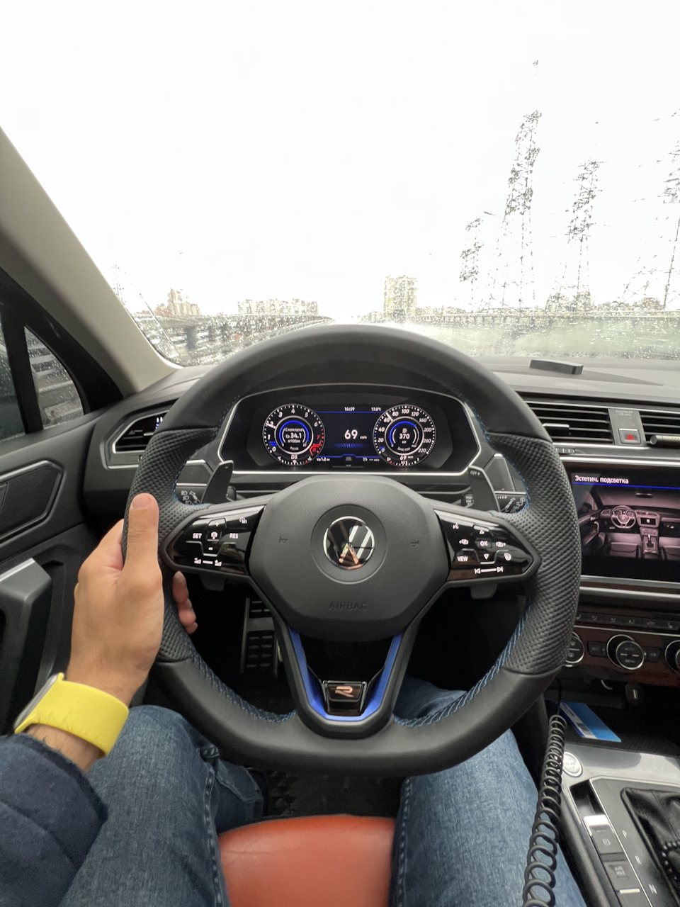 Новый R руль — Volkswagen Tiguan (2G), 2 л, 2017 года | стайлинг | DRIVE2