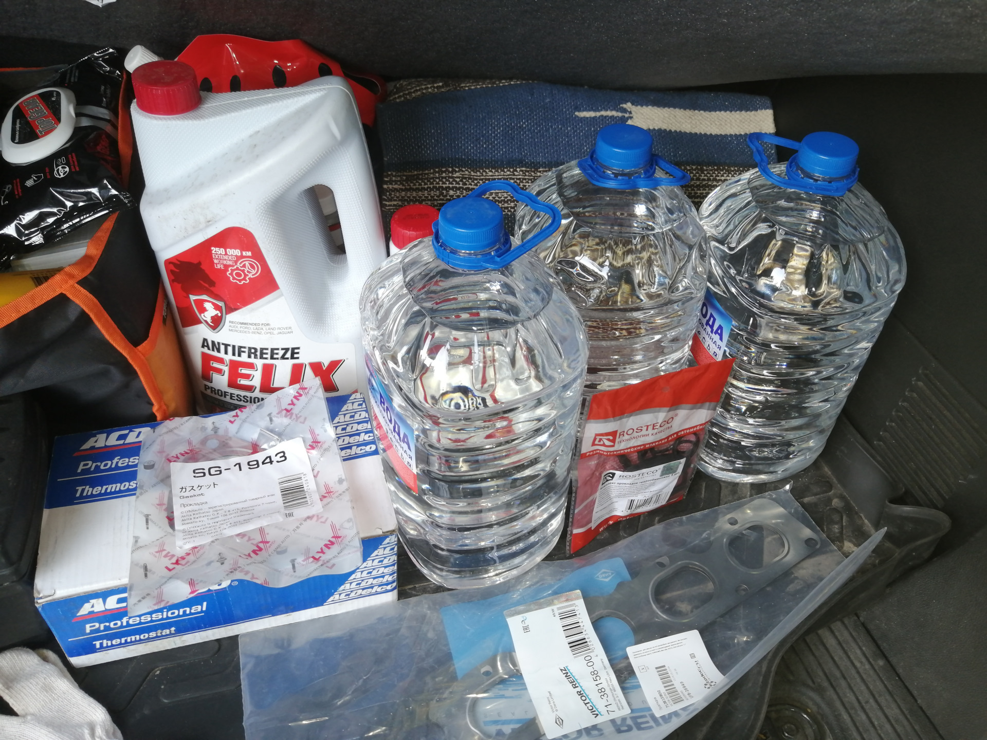 Масло в расширительном бачке. Подготовка к ремонту. Жду советов — Opel ...