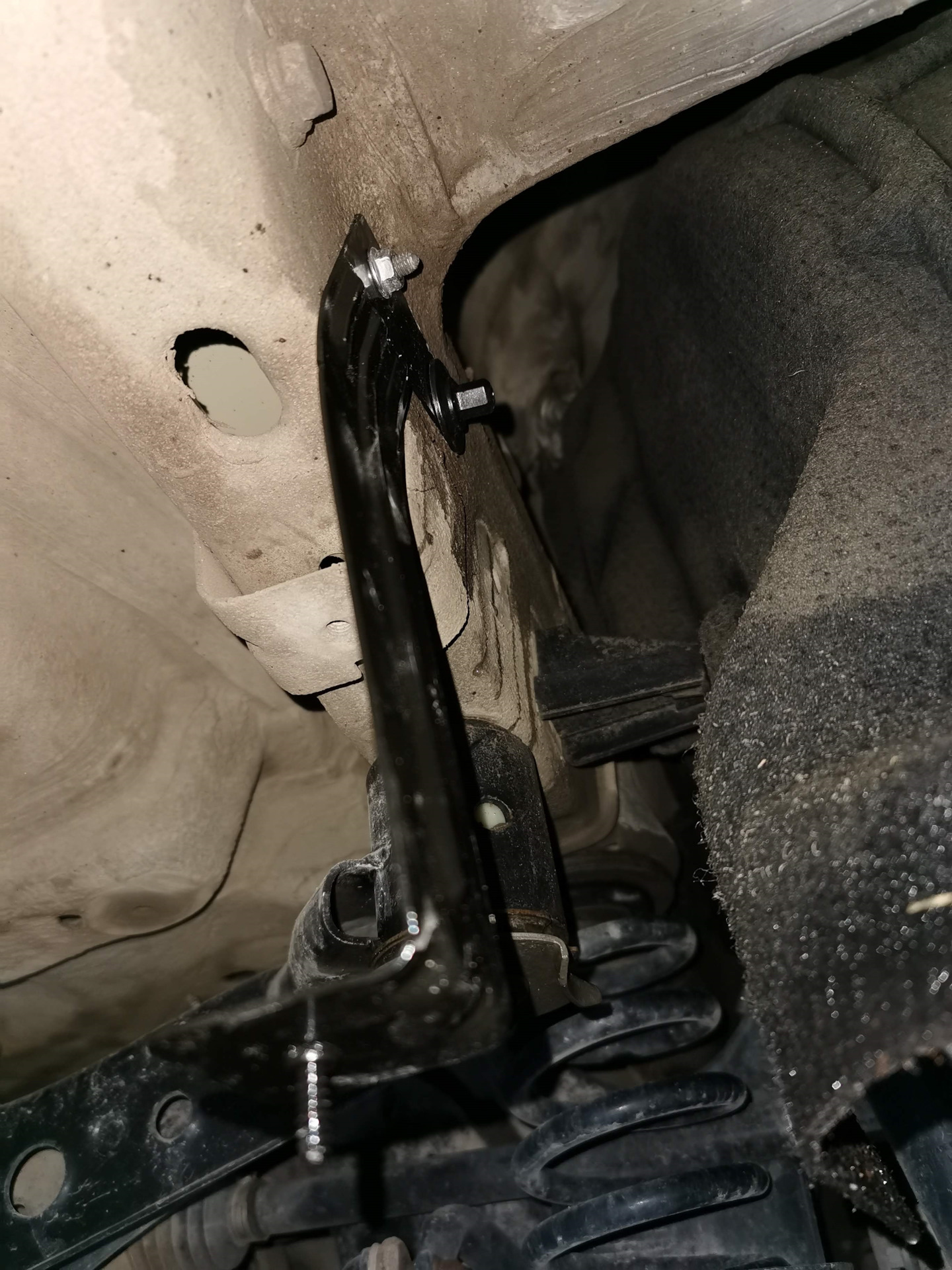 Аэродинамические щитки в низ заднего бампера — Skoda Kodiaq (1G), 2 л ...