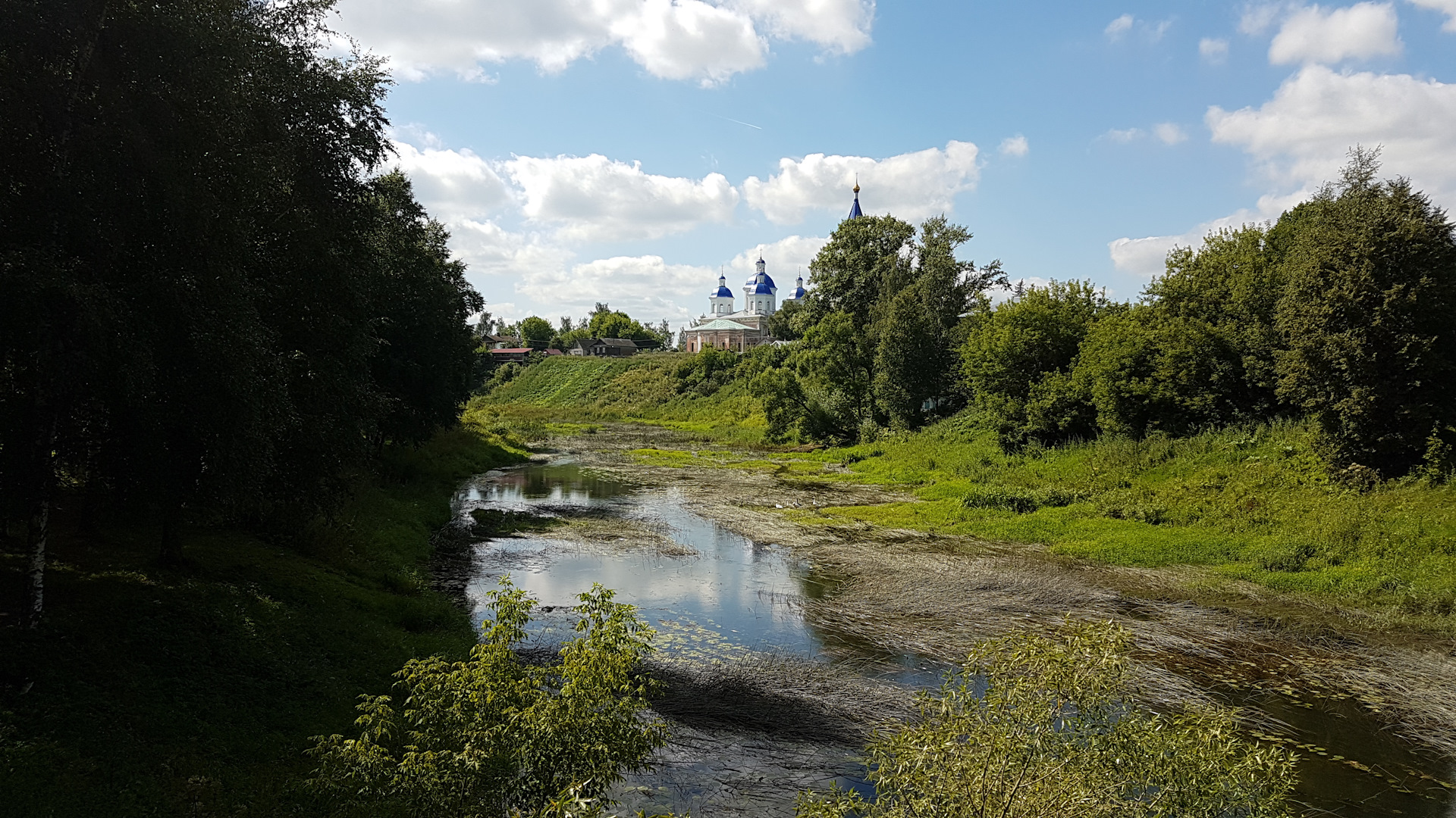 Погода в кашине на неделю тверская область. Природа города Кашина Тверской области. Кашин Тверская область деревня Рождествено. Городское поселение город Кашин. Кашин лес Волгоградская область.