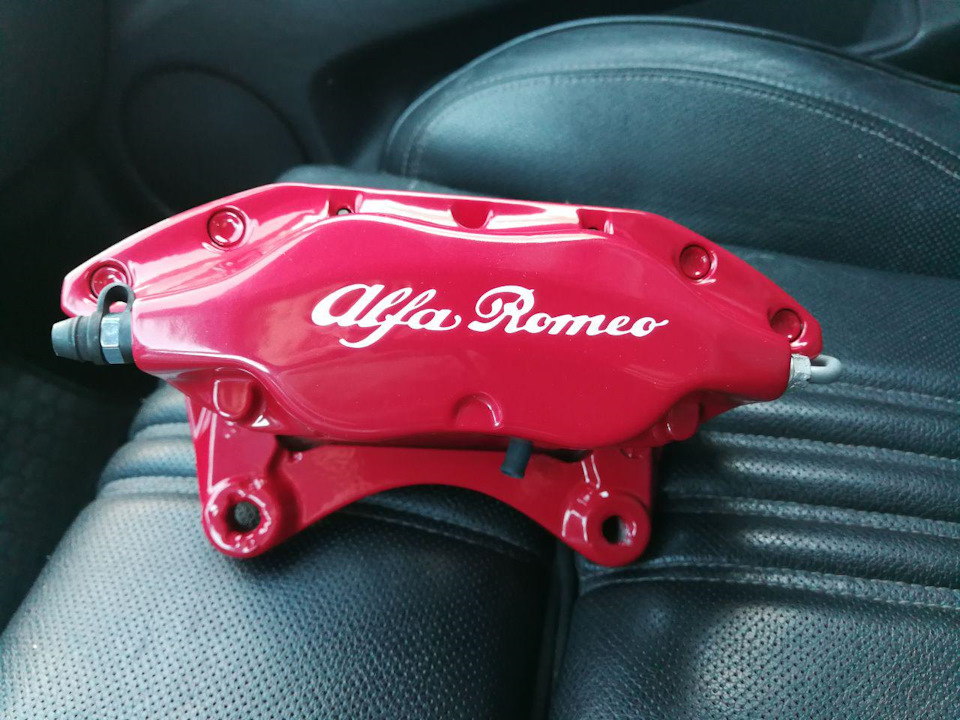 Красота — страшная сила или много тормозов не бывает — Alfa Romeo 155 ...