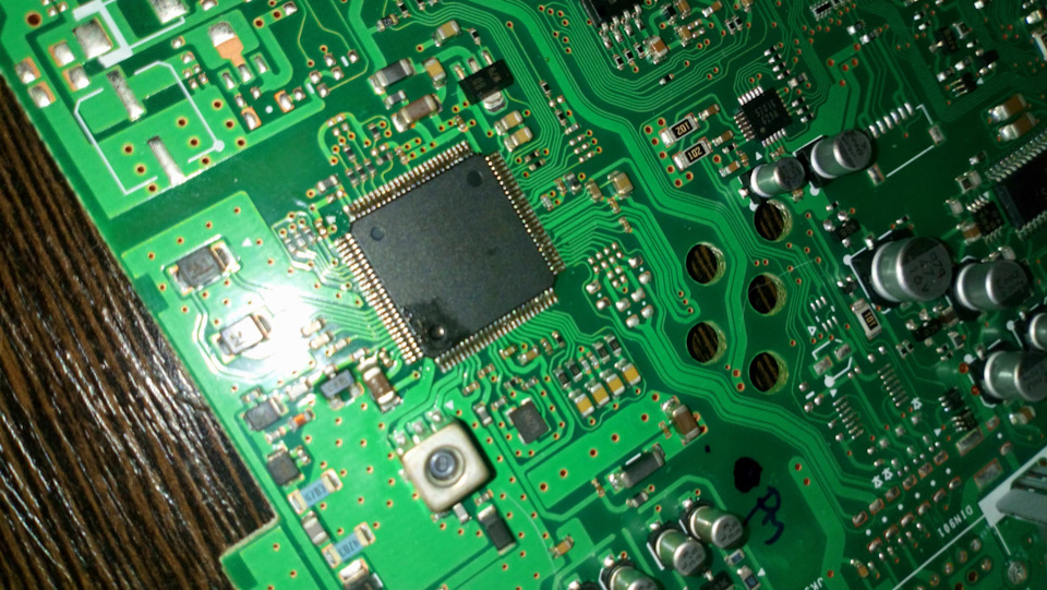 Ремонт магнитолы Alpine UTE-72BT — DRIVE2