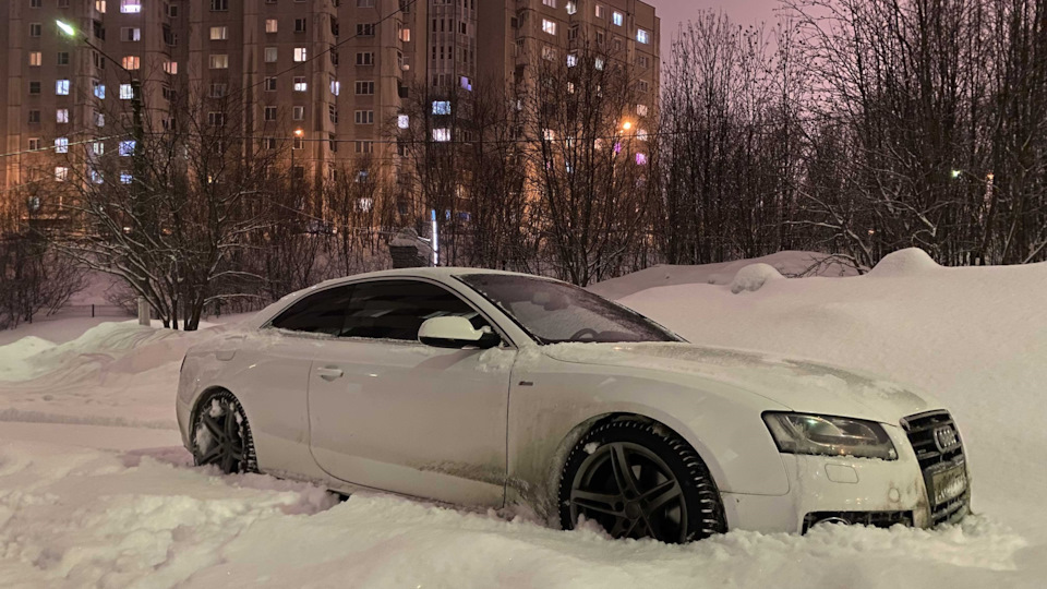 2.0 Тарахтит как трактор( — Audi A5 (1G), 2 л, 2011 года | поломка | DRIVE2