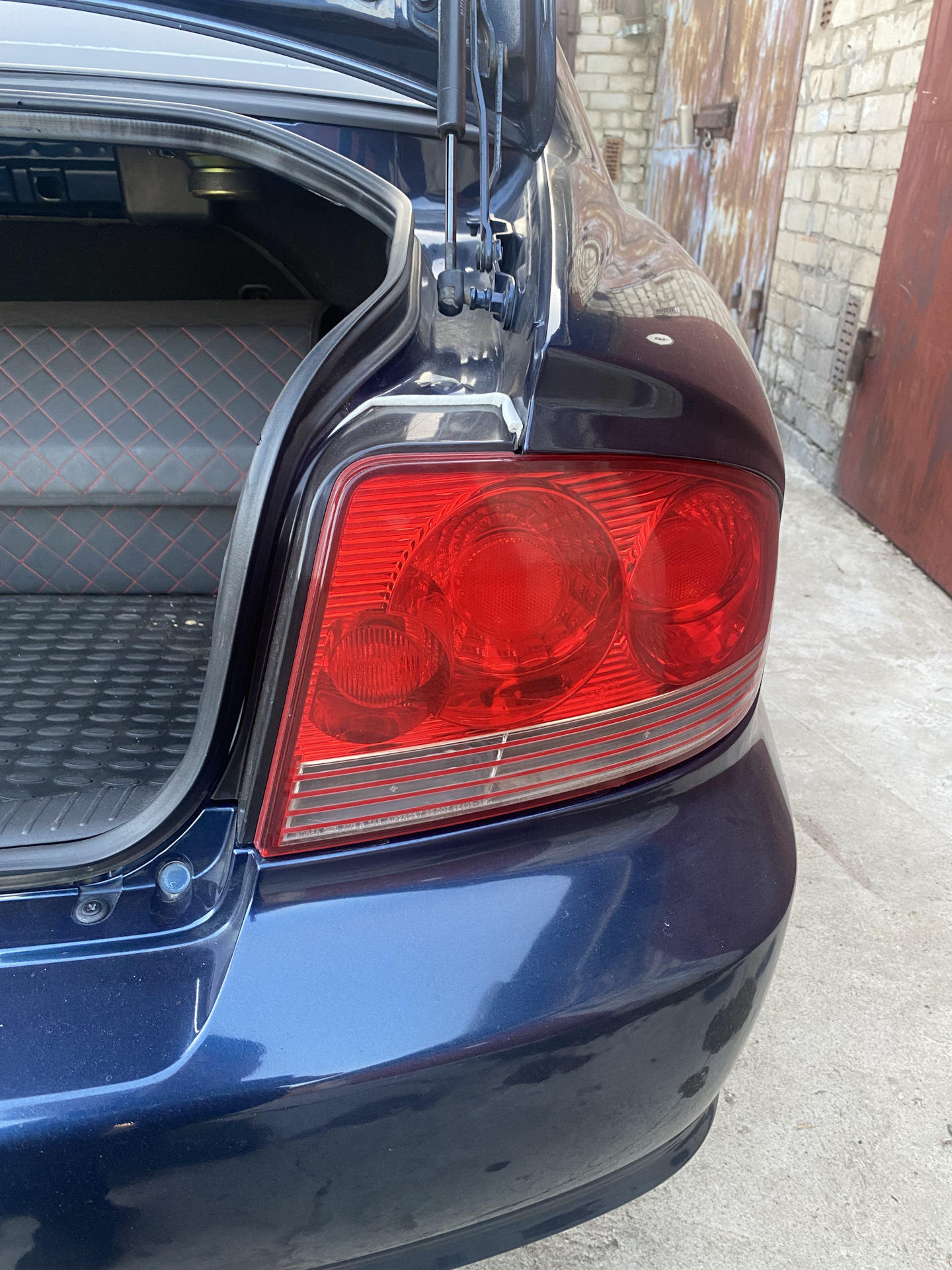 Первая доработка задний фонарей. — Hyundai Sonata IV (EF), 2 л, 2007 ...