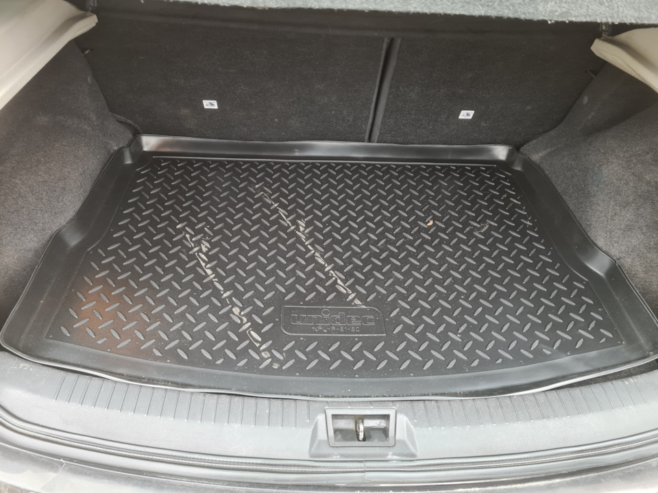 3. Android магнитола и коврик в багажник — Nissan Qashqai (1G), 2 л ...