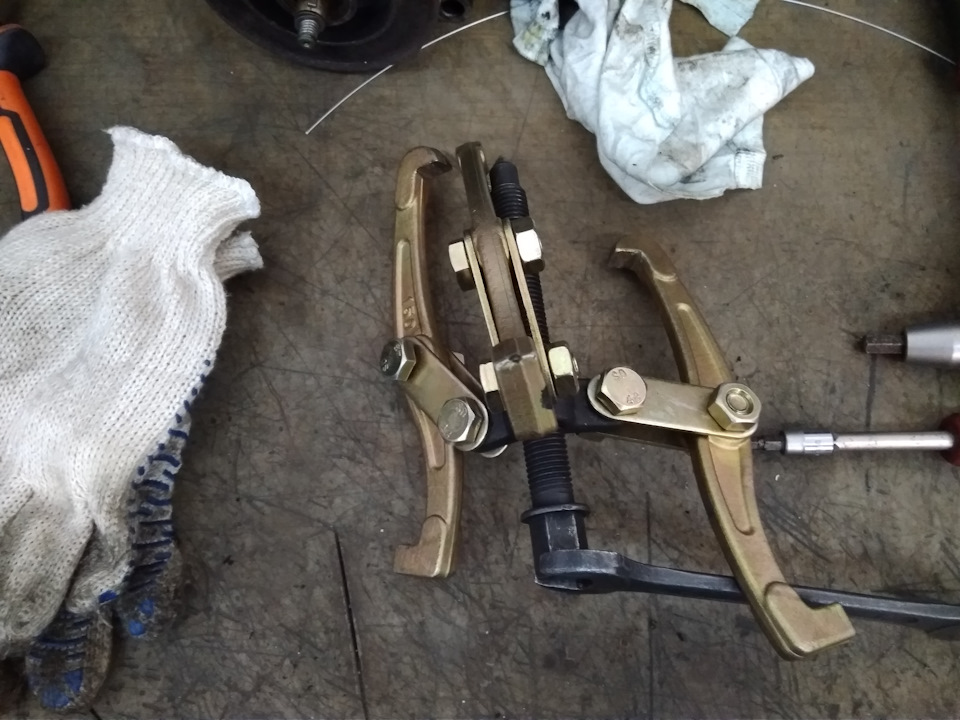 Плановое ТО. Часть 2 — Переборка компрессора кондиционера, или ...