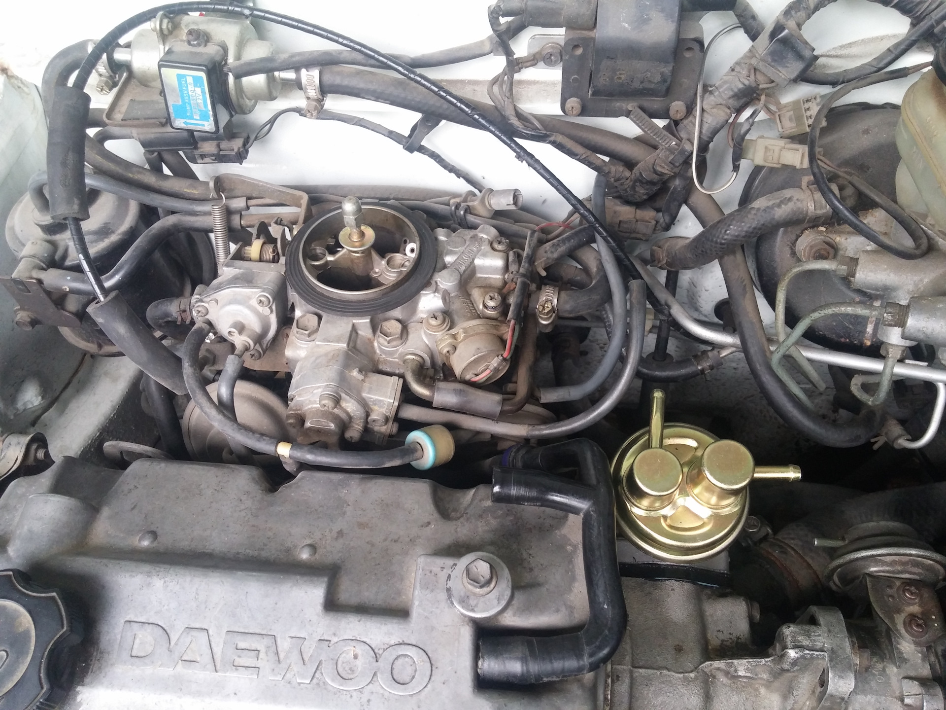 Daewoo Tico carburetor