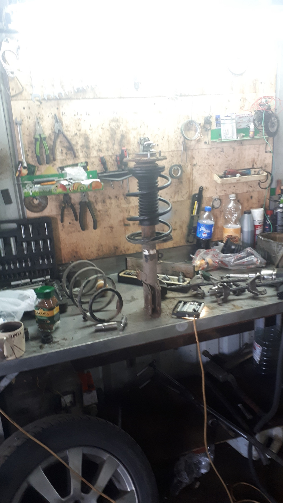 Ролик обводного ремня 😲 как так! — Honda Accord (8G), 2,4 л, 2008 года ...