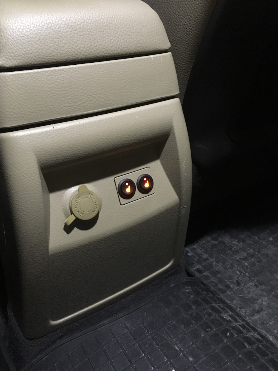 Подогрев сидений форд транзит 2012. Подогрев задних сидений. Подогрев задних сидений. Подогрев задних сидений. Подогрев subaru legacy сиденья bl5.