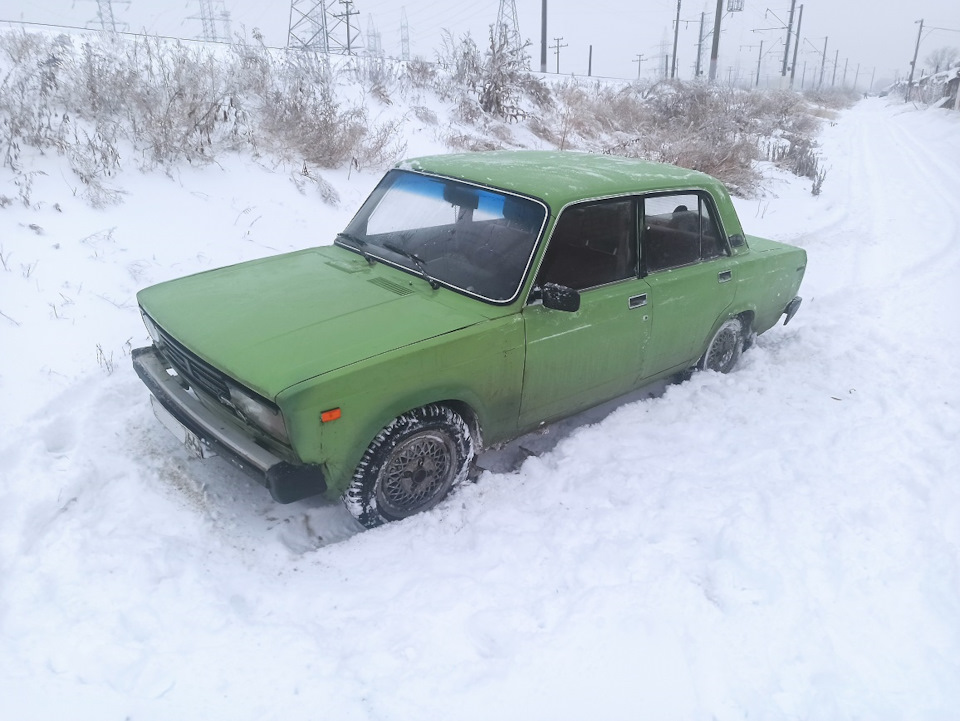 Поставил паутинку на зиму — Lada 2105, 1,3 л, 1983 года | колёсные ...