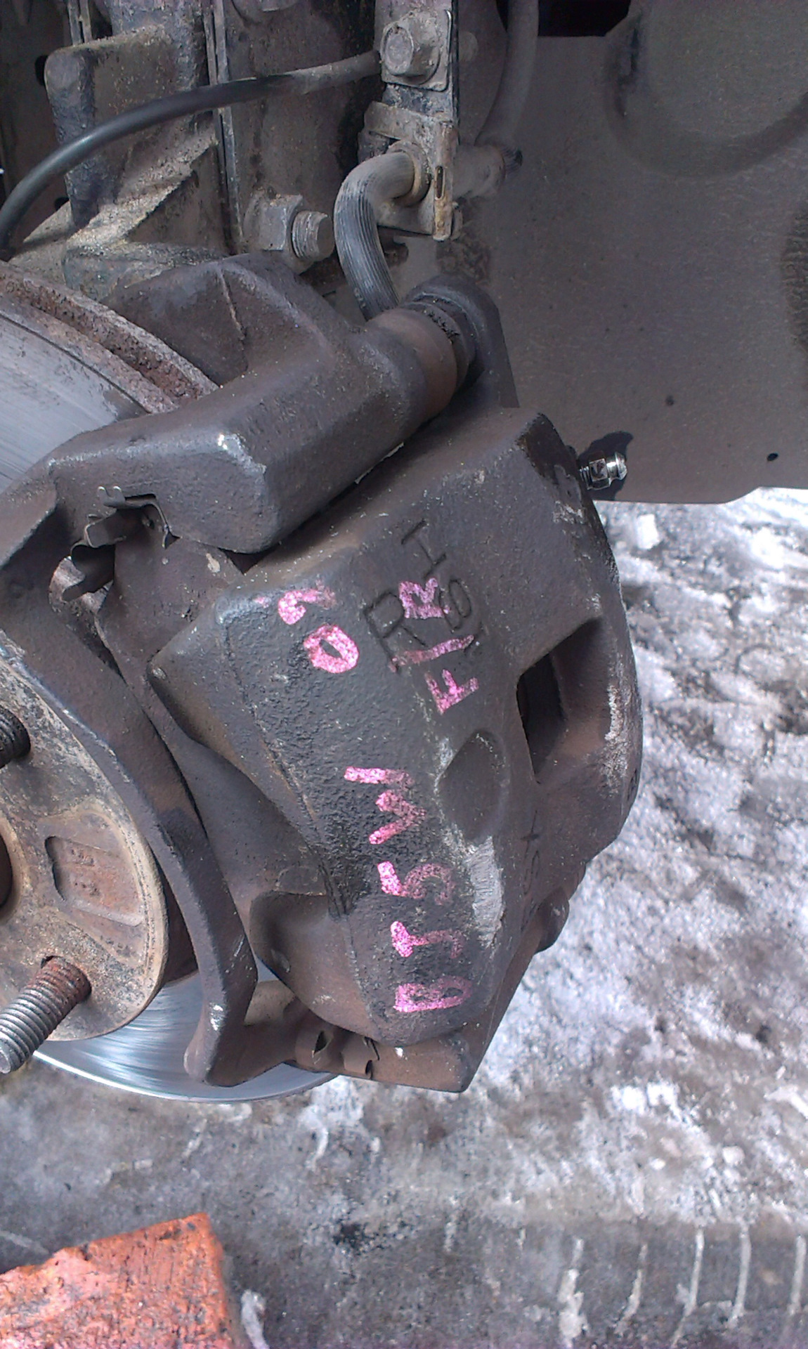 ивеко 65c15 суппорт тормозной передний. 3t. ремкомплект суппорта передний мазда фамилия bj5p. суппорт передний левый дэу нексия. Hyundai i40 передний суппорт.