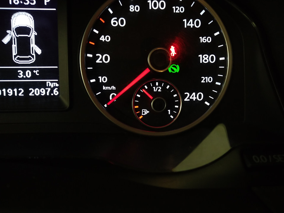 Zamena Toplivnyh Modulej Pravyj I Levyj Toplivnyj Nasos Volkswagen Tiguan 2 0 L 2015 Goda Na Drive2
