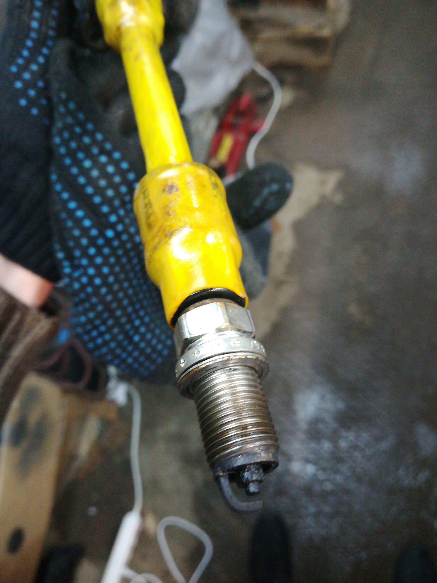 Чистка дроссельной заслонки и настройка КХХ, замена топ фильтра и ...