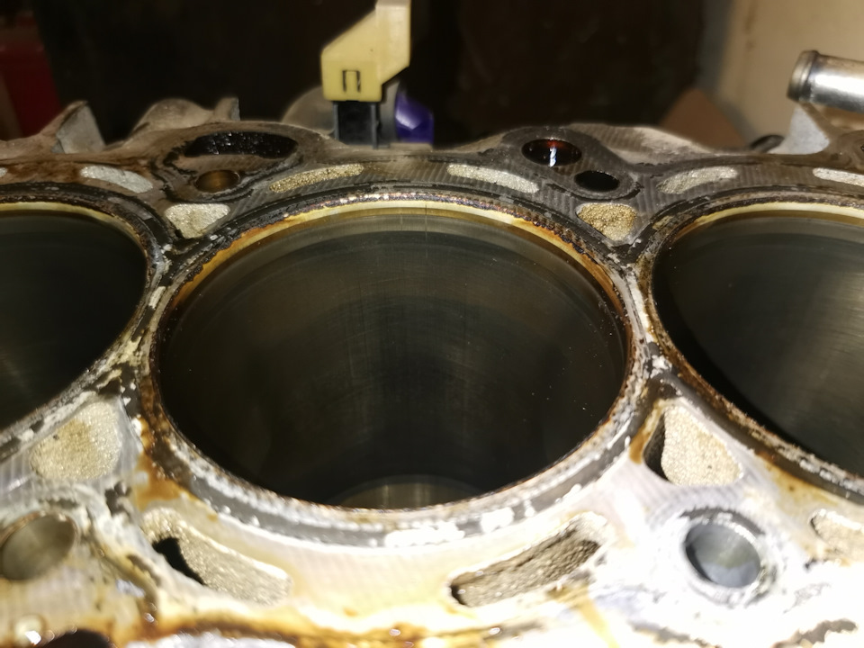 Замена эмблем и заднего регистрационного знака — Honda Fit (3G), 1,3 л ...