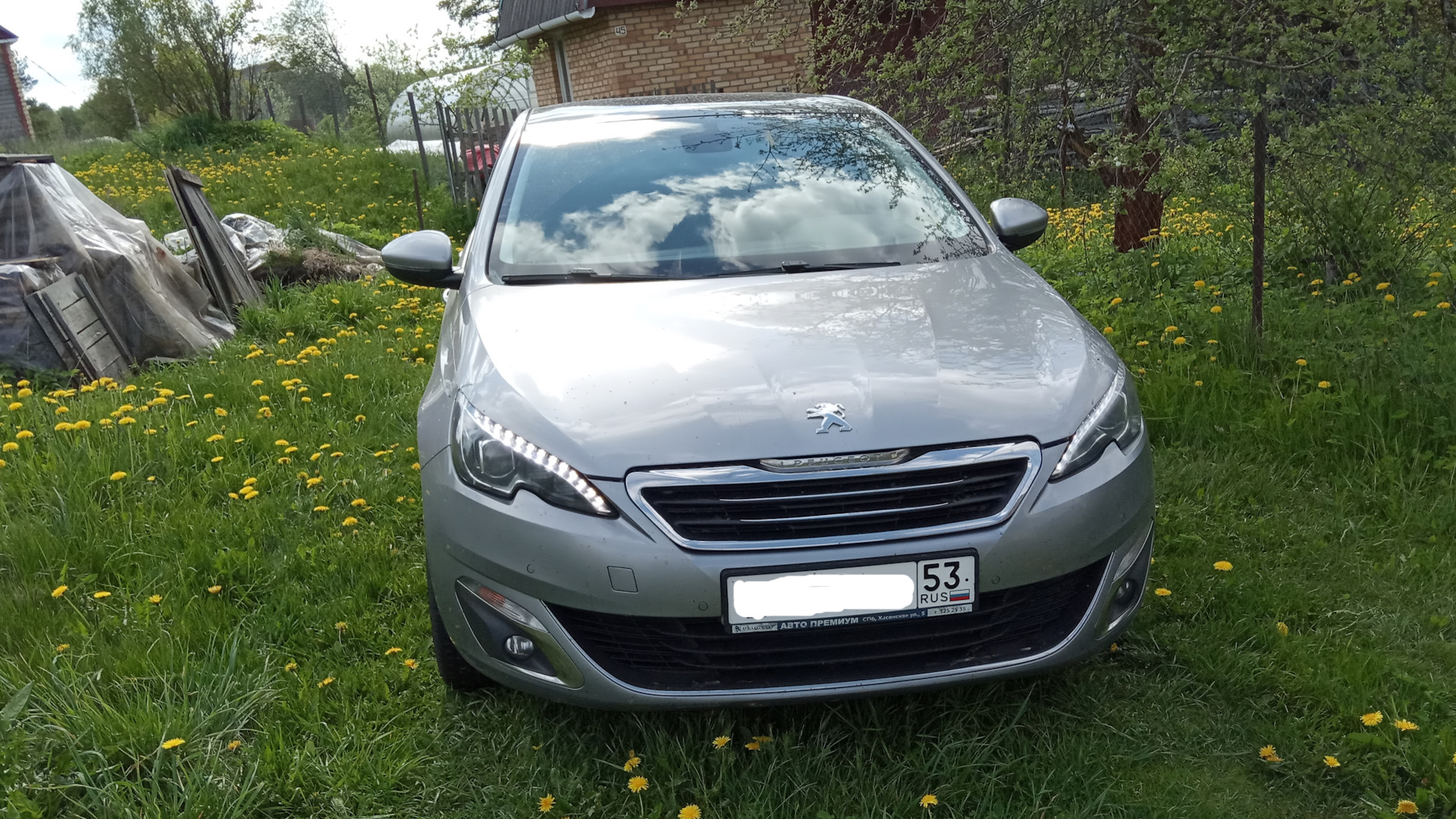 Peugeot 308 (2G) 1.6 бензиновый 2014 | 