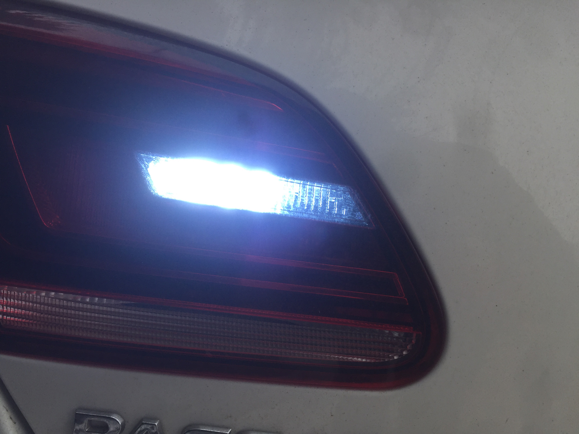 led-volkswagen-passat-cc-1-8-2012