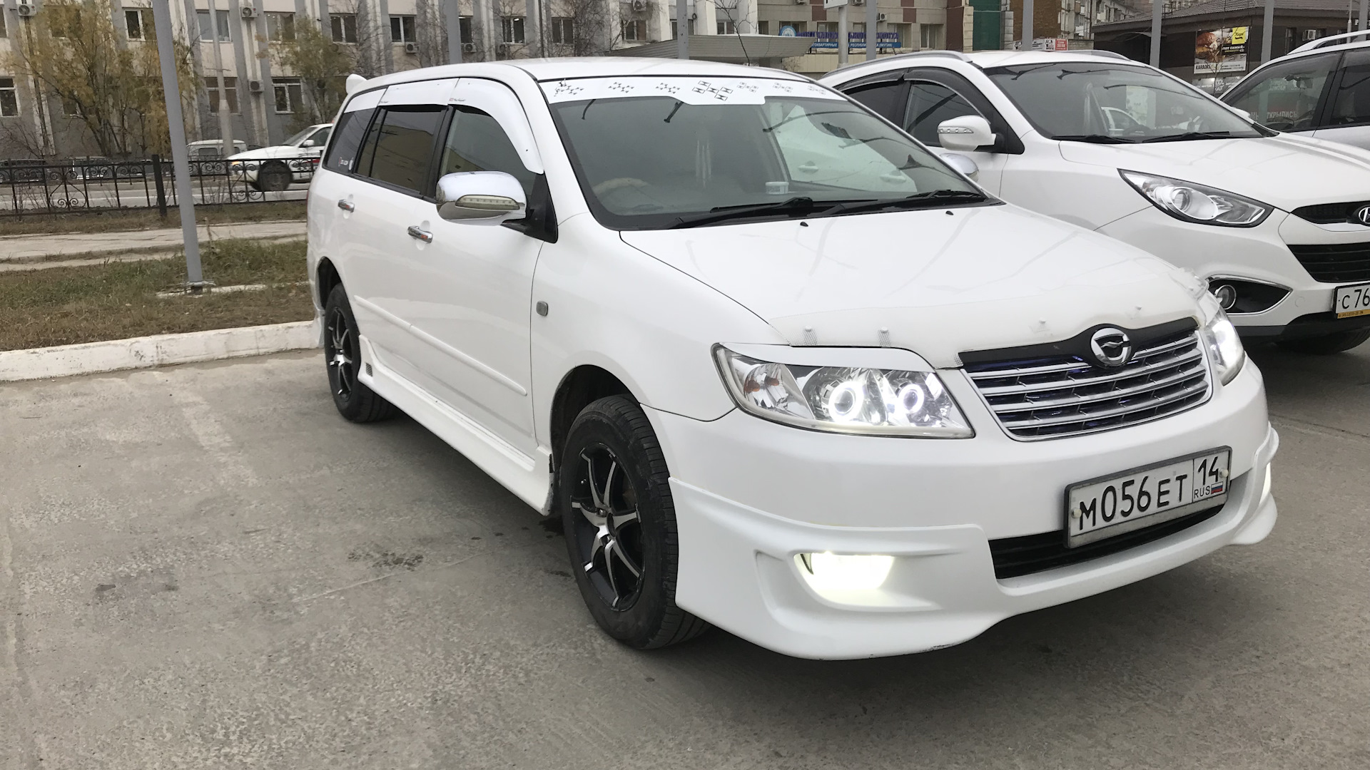 Белый филдер. Тойота Филдер 120. Тойота Филдер 120 белый. Toyota Corolla Fielder 120. Toyota Fielder 120 кузов.