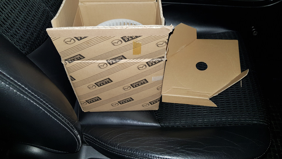 Моторчик печки засвистел — Mazda 6 (2G) GH, 2 л, 2008 года | своими ...