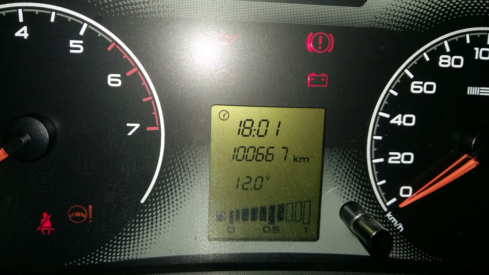 Внешняя граната (левая) — Lada Гранта (1G), 1,6 л, 2012 года | поломка ...