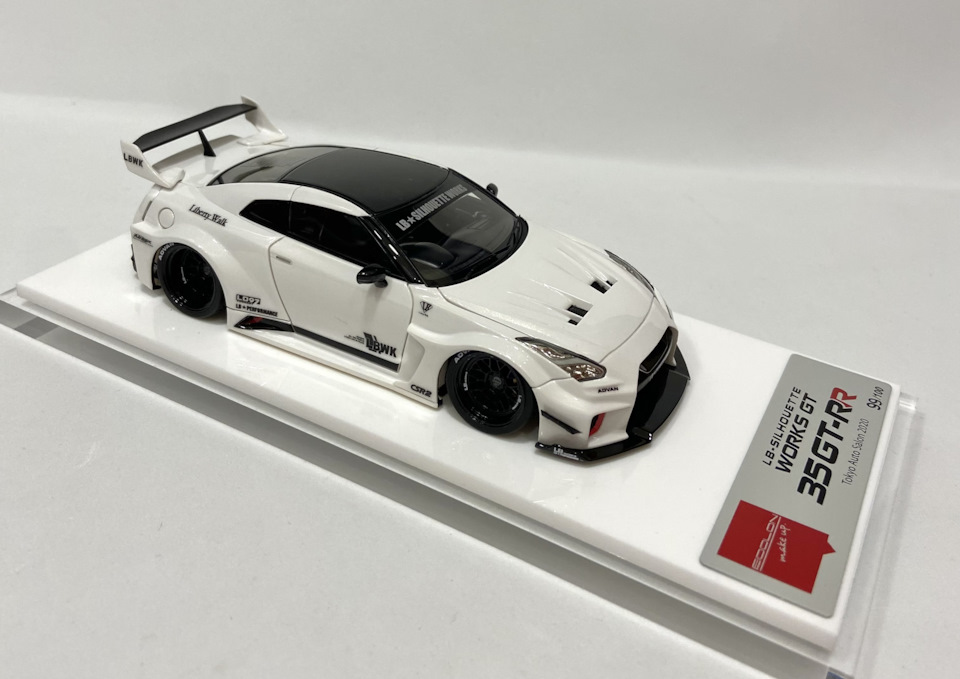 ミニカー Make up 1:43 R35 LBWK 165912032_o1.jpg?