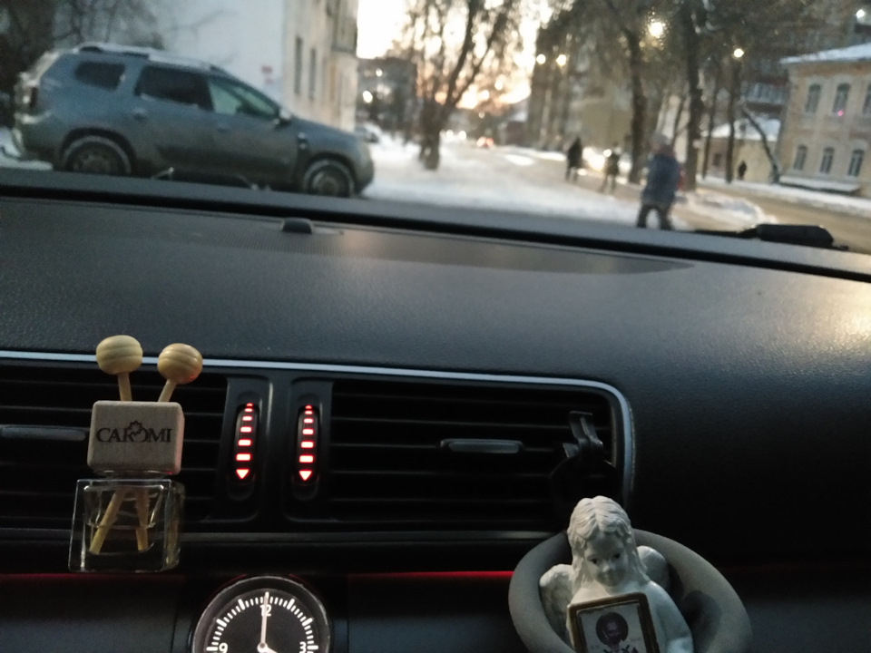 Подсветка воздуховодов — Volkswagen Passat B7, 1,4 л, 2012 года ...