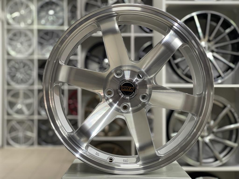 Диски R18 5x 114.3 С Полкой Купить