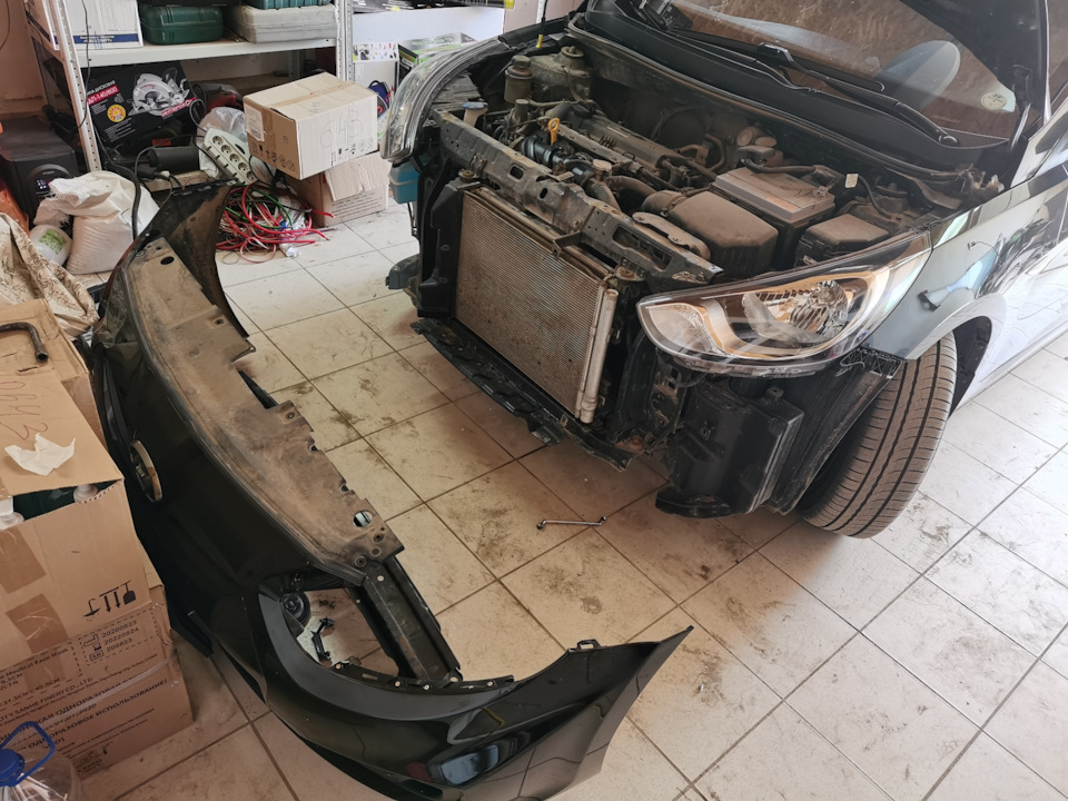 Почистил радиаторы — Hyundai Solaris Hatchback, 1,4 л, 2012 года ...