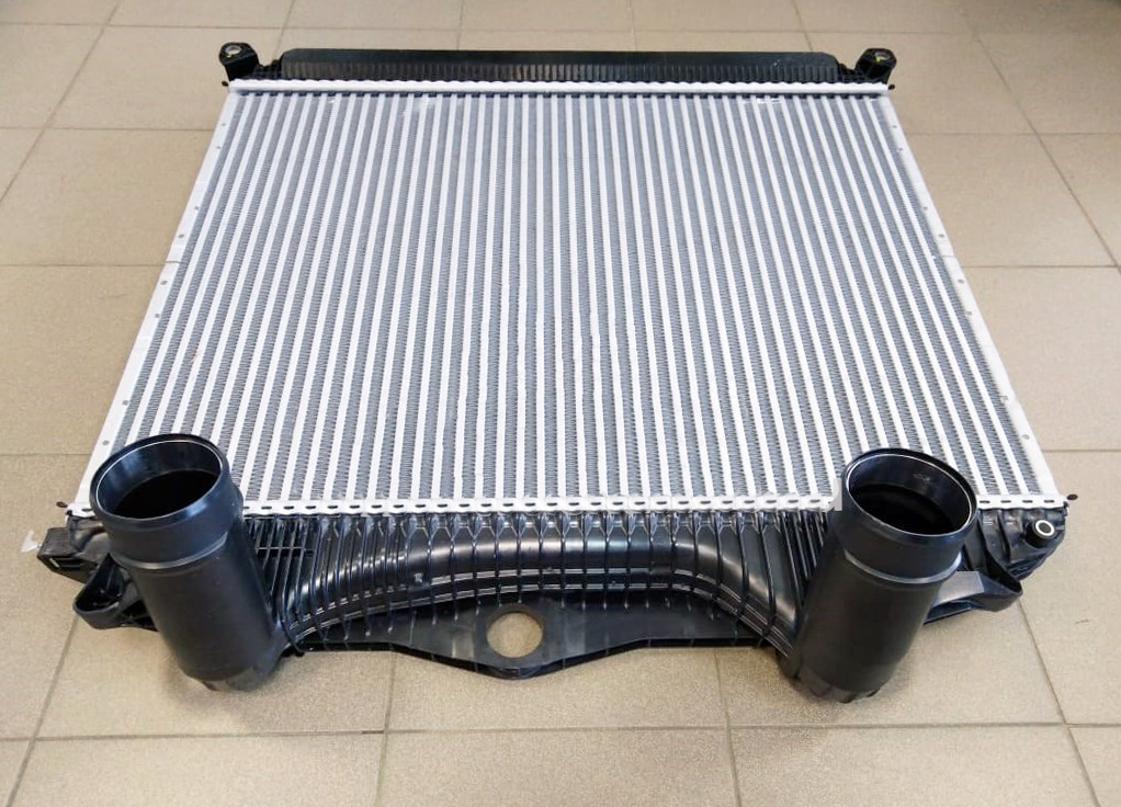 Замена интеркулера на MAN TGS — Автобаки на DRIVE2