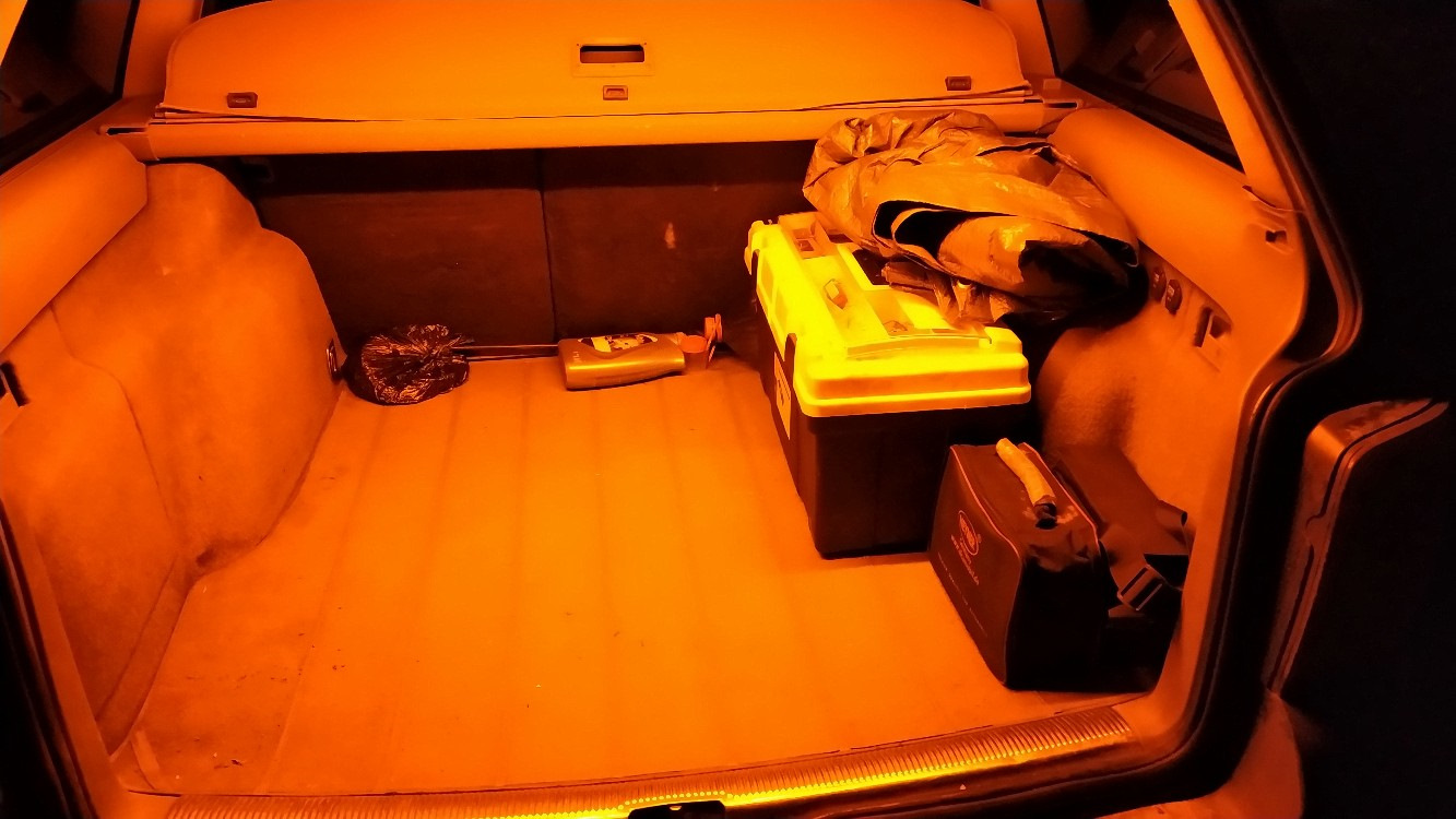 Фольксваген в 5 не горит свет в багажнике