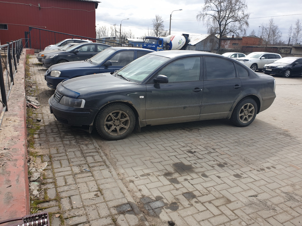 Как я колеса решил переобуть)) — Volkswagen Passat B5, 2,8 л, 1997 года ...