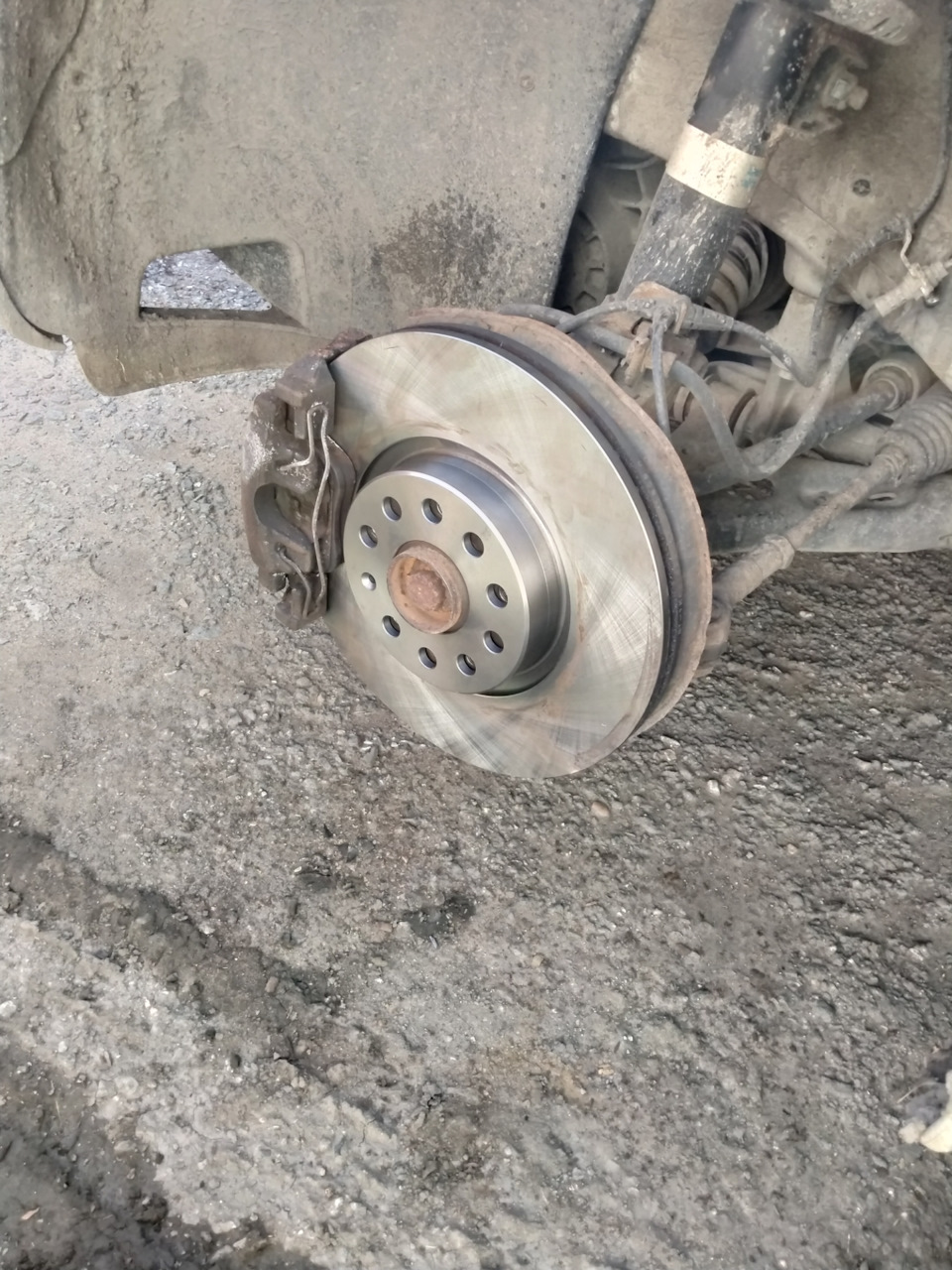 Фото в бортжурнале Volkswagen Tiguan (1G)