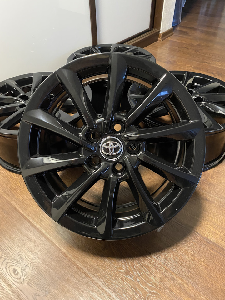 Литые диски Toyota 7Jx17 ET45 5x114,3 на Toyota Camry (XV50), Toyota ...